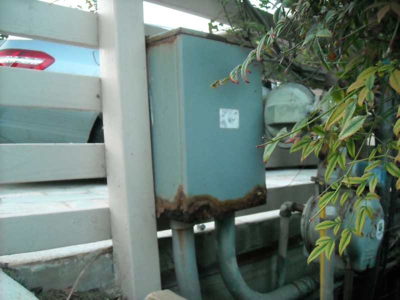 Replace Rusted Out Pull Box For 200 Amp Main Service for Underground Utilities in Laguna Beach